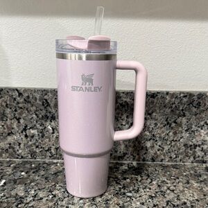 Stanley Light Pink Tumbler with Handle